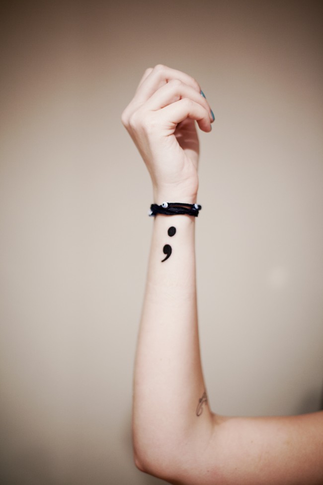 semicolon-sign-tattoo-meaning-best-design-idea