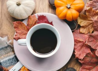 5 Props to Take Your Fall Photos to the Next Level Fall props