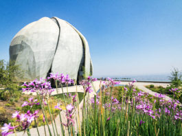 Baha’i Houses of Worship are True Marvels of Modern Architecture Bahai House of Worship Temple in Santiago, Chile.