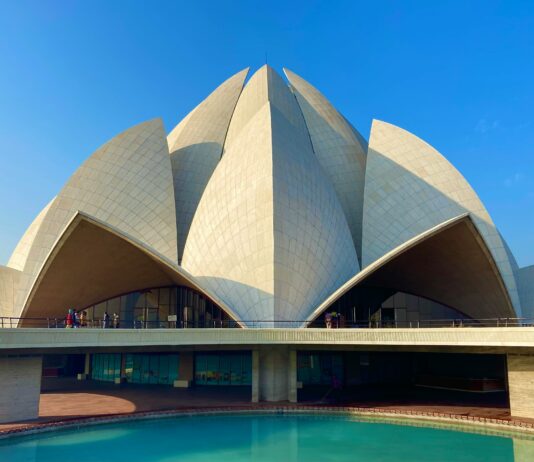 3 Sydney Opera House Doppelgängers You Should Know About Lotus Temple, Shambhu Dayal Bagh, Kalkaji, New Delhi, Delhi, India